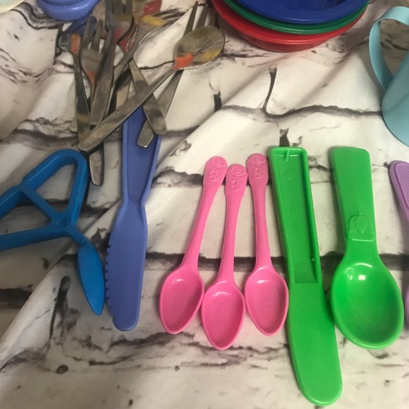 LOT of kids toddler plastic play kitchen dishes foods plates bowls cups - Picture 4 of 9